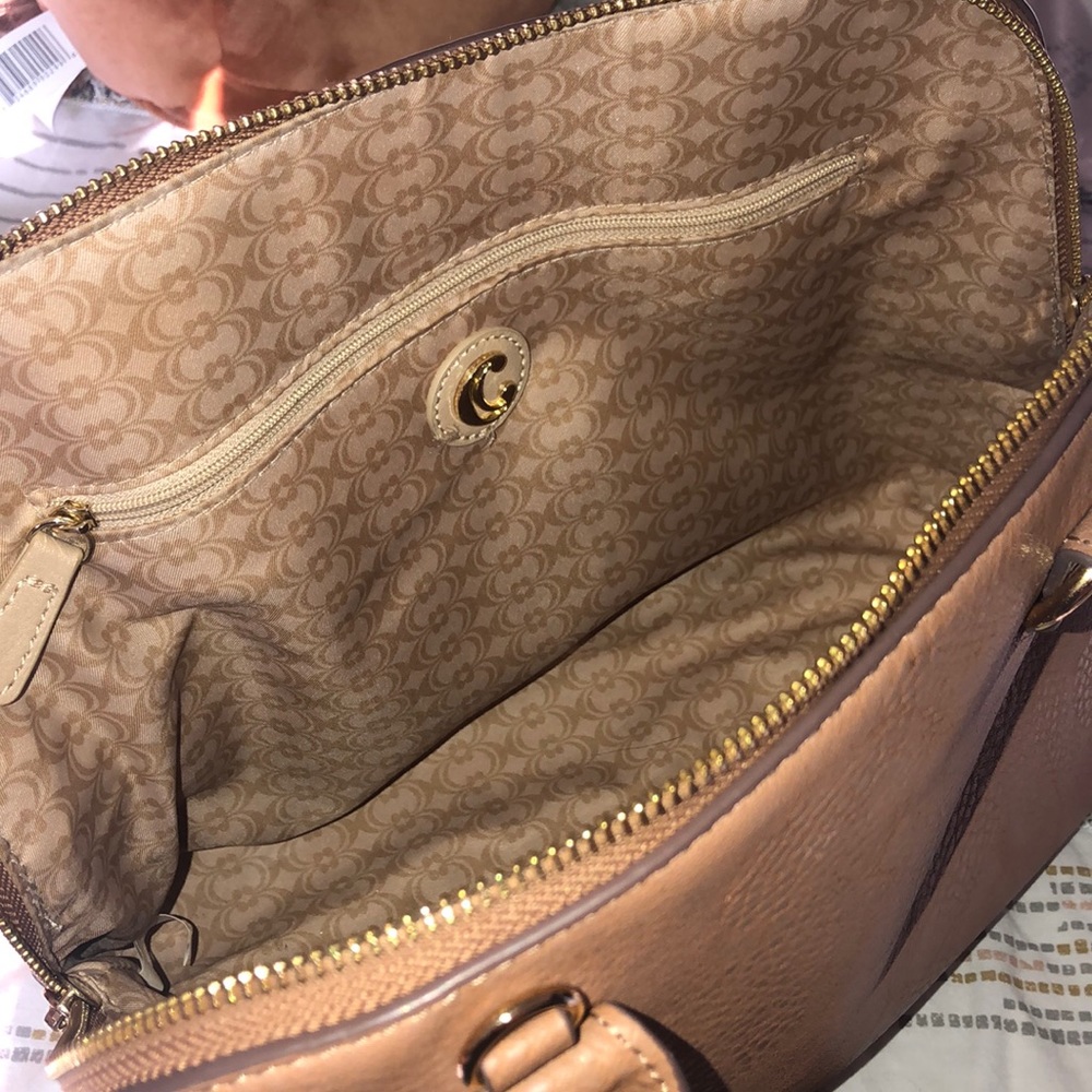 Purse - Picture 4 of 4